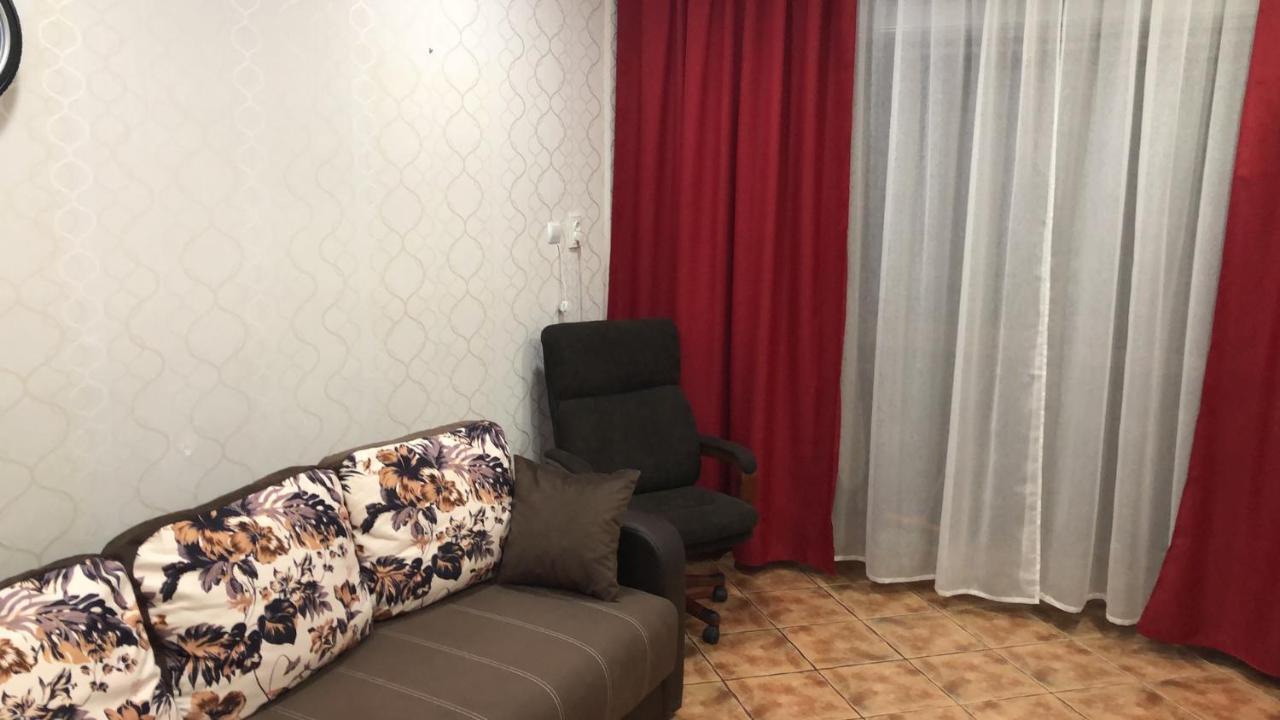 Gaby 2 Lägenhet Braşov Exteriör bild
